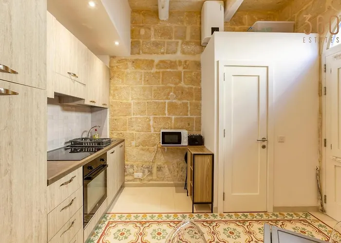 Authentic 2br House Of Character With Terrace By 360 Estates *