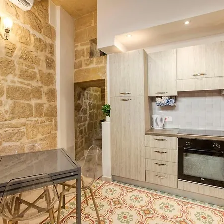 Authentic 2br House Of Character With Terrace By 360 Estates Prázdninový dům Naxxar