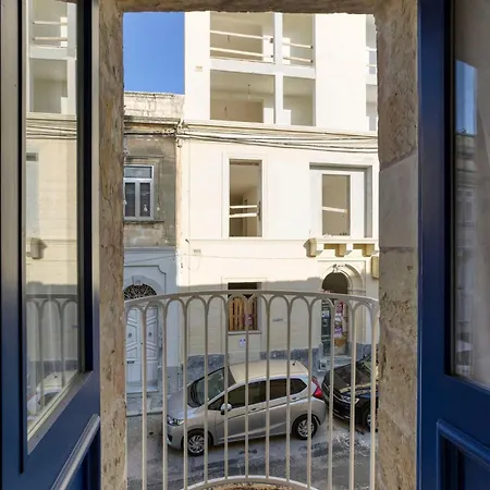 Authentic 2br House Of Character With Terrace By 360 Estates *